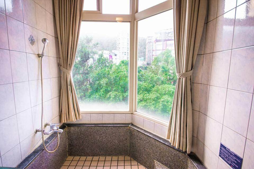 Aoike Hot Spring Hotel Jiaoxi Zewnętrze zdjęcie
